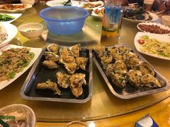 -覃记海鲜美食餐厅