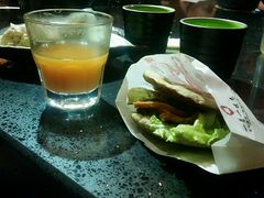 -一叶一世界•素食餐厅(环球中心店)