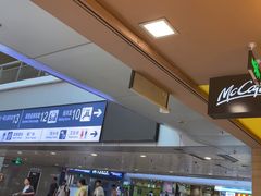 -麦当劳(西客站店)