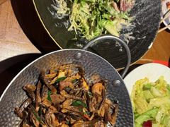 -雀舞云南菜(天津天河城购物中心店)