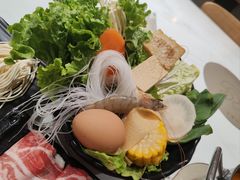 小海小鲜拼盘-呷哺呷哺 黄金牧场 (新中关购物中心店)