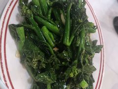 -明本湛江鸡•海鲜小厨(陈家祠店)