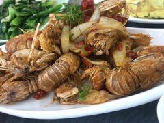 -覃记海鲜美食餐厅