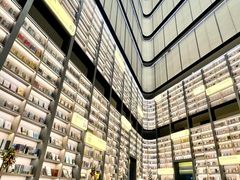 -上海虹桥中心爱琴海亚朵S酒店