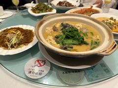 -河畔春天时尚餐厅