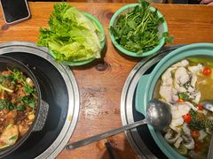 -重庆鸡公煲·青锅花椒鱼(牡丹江路店)