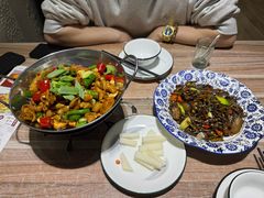 -三湘四水正宗湘菜(君峰路店)