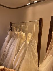 -Flora婚纱礼服定制租赁店