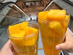-三出山火锅(南京万象天地店)