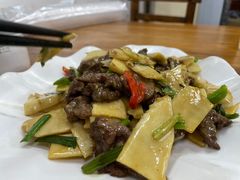 -始兴县农家小院餐馆