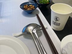-红鼎豆捞·非遗鲍皇汤火锅(宝丰路店)