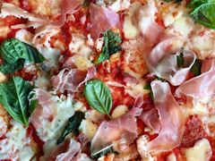 梦幻玫瑰薄饼-Pizza Express(机场T1店)