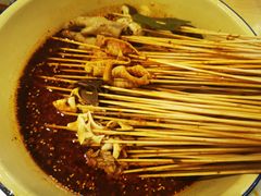 -拈签一笑黄牛肉辣卤串串