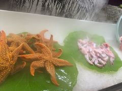 -四囍码头海鲜烧烤自助火锅(外滩南京东路悦荟广场店)