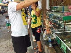 -拉威海鲜市场