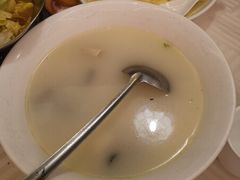 酸菜鱼两吃-老克勒上海菜(南京路步行街店)