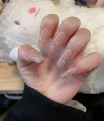 -UGIRL有个美甲