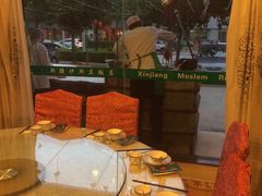 -马尔龙新疆饭店·清真(瑞景店)