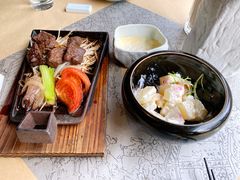 凤梨虾球-穹六人间 people 6(岳阳路店)