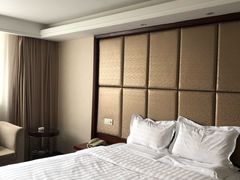-郑州粤海酒店(郑州二七广场店)