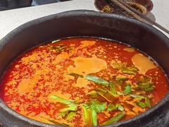 -贵府酸汤牛肉火锅·贵州老字号(飞山街店)