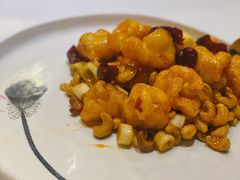 宫爆虾球-小河盐帮·私家菜·烤鸭(三元桥·霄云路店)