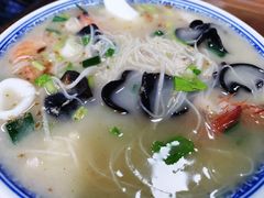 -亚忠小吃店(曾厝垵店)