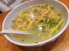 虾肉小馄饨-东泰祥生煎馆(重庆北路店)
