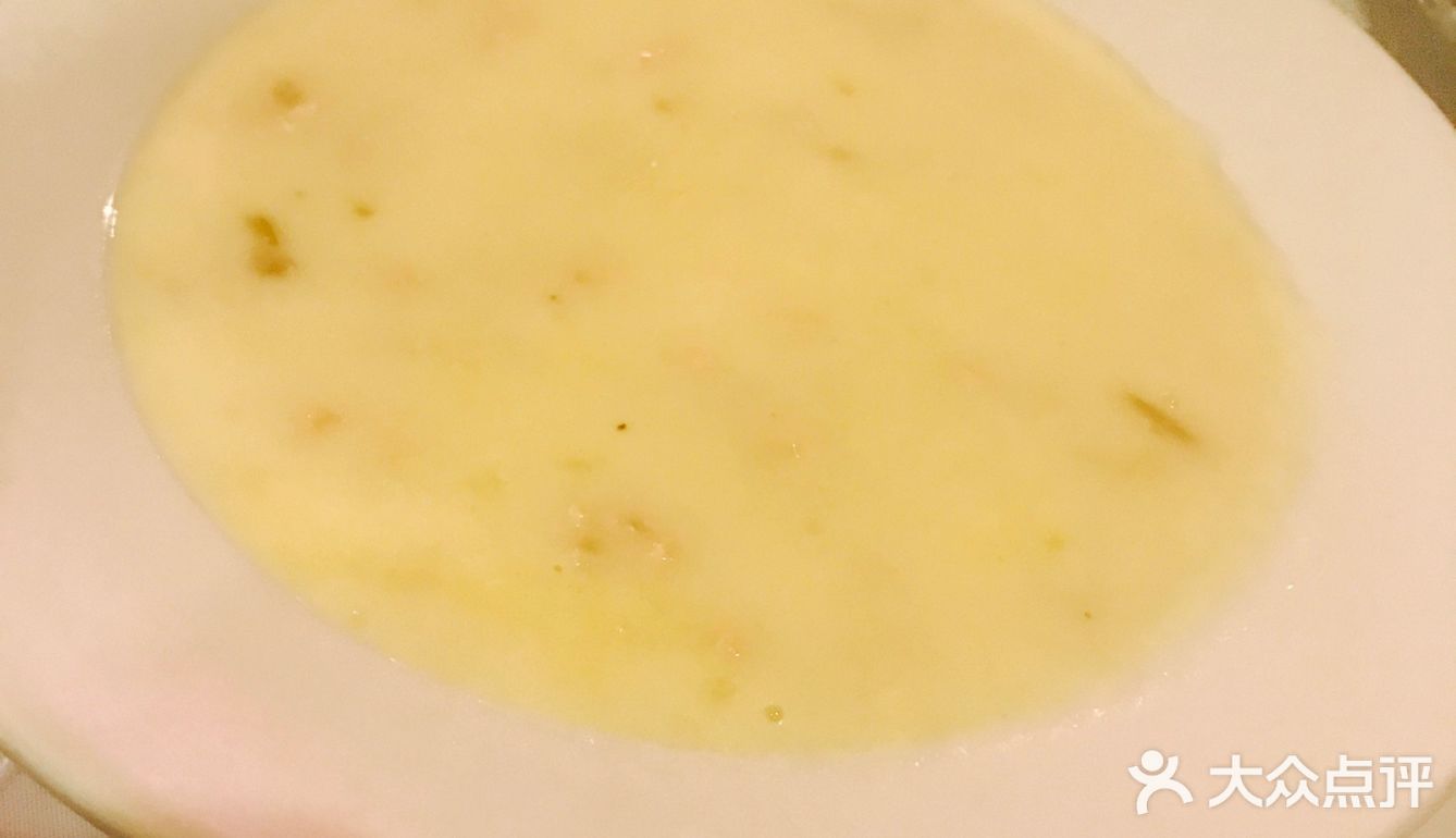 烤面包好吃！鸡肉奶油汤还可以
