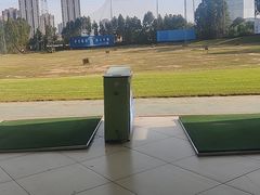 -麓湖高尔夫球俱乐部