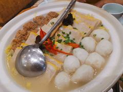 -黄泥岗·地道湖北菜(奥特莱斯店)