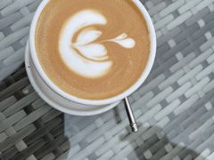 -UNI UNI(环亚凯瑟琳店)