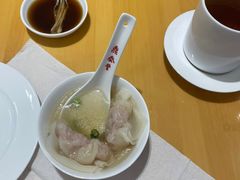 虾仁馄饨面-鼎泰丰(嘉年华•海信广场VILLAGE店)