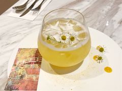 吉维尼的正午-théATRE 茶聚场(王府中環店)
