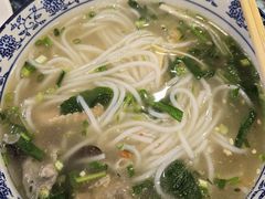 -桥香园云南过桥米线(金马碧鸡店)