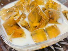 椰汁三宝捞-香港龟正盅 手作糖水甜品龟苓膏(千灯湖环宇城店)