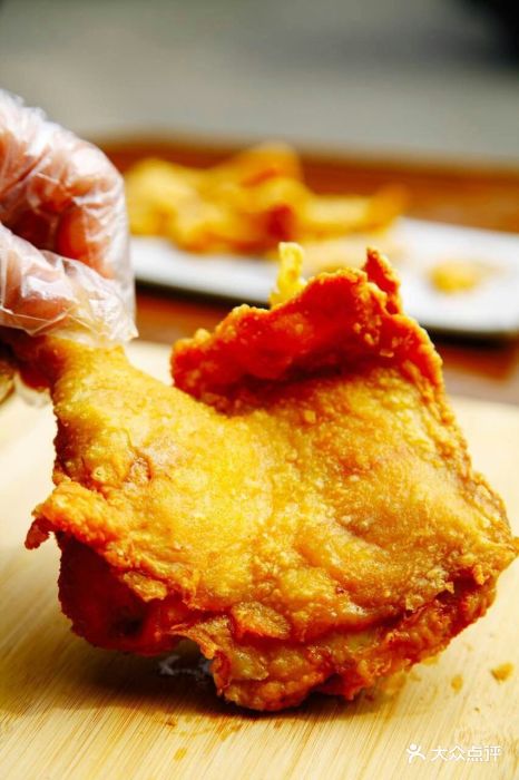 棉三炸鸡炸鸡大腿图片 - 第1张