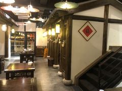 -聚汇三少·龙虾·中餐厅(莫邪路新天地店)