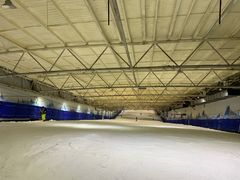 -乔波室内滑雪场