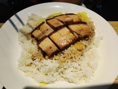 -滋味满屋美食坊(上海街店)