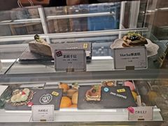 面包甜点陈列柜-ZING COFFEE 镜咖啡