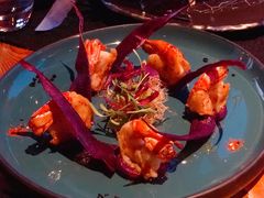 煎虾配紫薯泥薯片及姜味柠檬汁-AZUL by FUEL蓝色·法式酒馆(琶醍店)