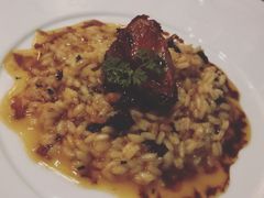 -卡佩罗意大利餐厅及酒吧Al Cappello Trattoria