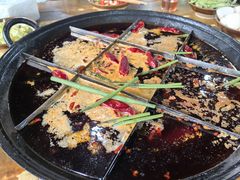 -正南齊北重庆老火锅(光华村直营店)