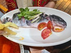 -老滇山寨•云南特色菜•地方菜•民族风情歌舞表演(金碧店)