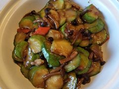 -鑫巴蜀小镇 · 水煮鱼专研店(玉桥店)
