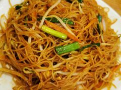 -广东小美食(果戈里大街店)
