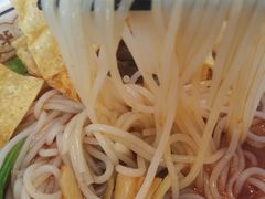 -弘束束柳州深巷螺蛳粉(珠江路店)