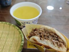 牛肉烧饼（多肉）-穆得·老周家牛肉烧饼(普利街店)