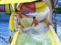 -欢乐水魔方水世界